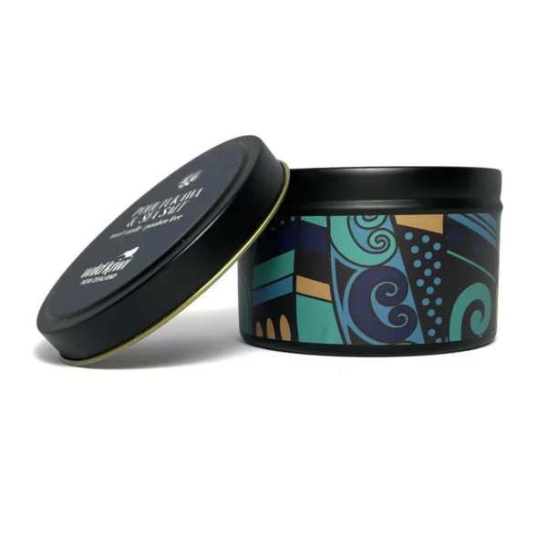 wild kiwi candle pohutukawa and sea salt 761cn 3